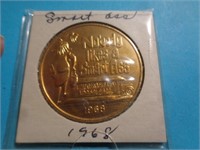 1960'S MARDI GRAS TOKEN