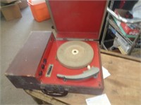 SILVERTONE RECORD PLAYER / UNTESTED