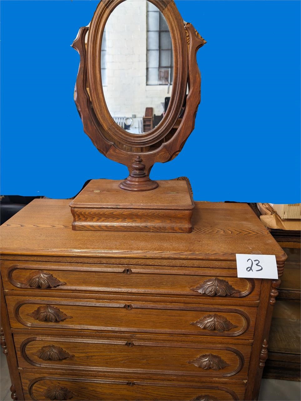 Four Drawer Dresser w/ Oval Mirror