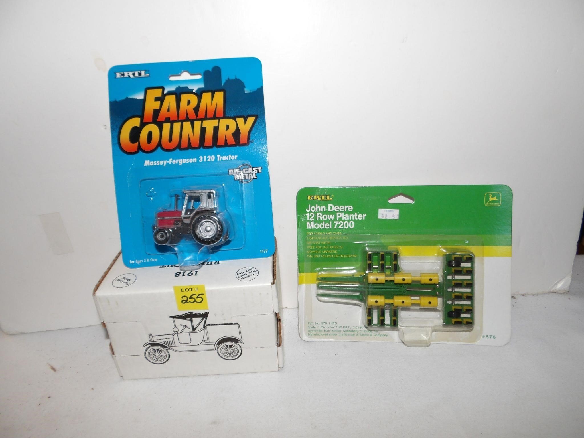 Farm Toy, Pressed Steel, Ertl Banks
