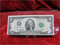 1976-$2 dollar Bicentennial US bank note.