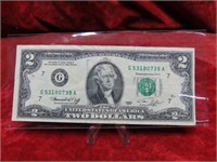 1976-$2 dollar Bicentennial US bank note.