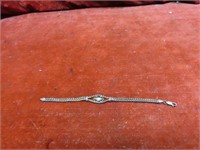 Sterling silver bracelet. 7.5"