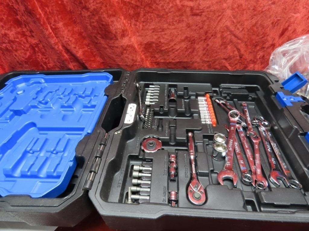 Kobalt tools w/rolling tool box.