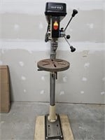 Shop Fox W1670 - 34" Floor Radial Drill Press