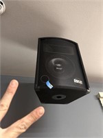 TWO PYLE SPEAKERS (2pc)