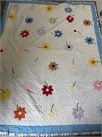 Vintage Applique All Over Flower Quilt