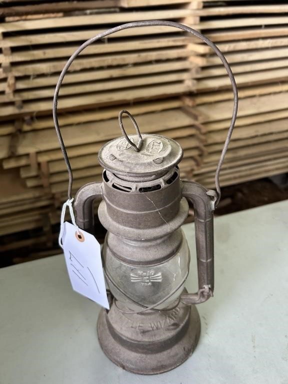 OLD DIETZ LANTERN