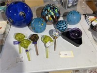 DECORATIVE LANDSCAPE BALLS AND GLASS WATERING