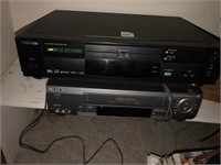 DVD Player & VHS Player