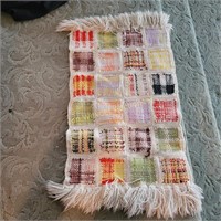 Weaved Pot Holder Rug