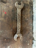ANTIQUE BOX WRENCH