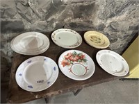 LARGE LOT OF MISC PATTERNED CHINA PLATES