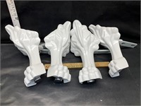4 cast aluminum feet