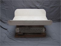 Antique Countertop Hospital Baby Weight Scale