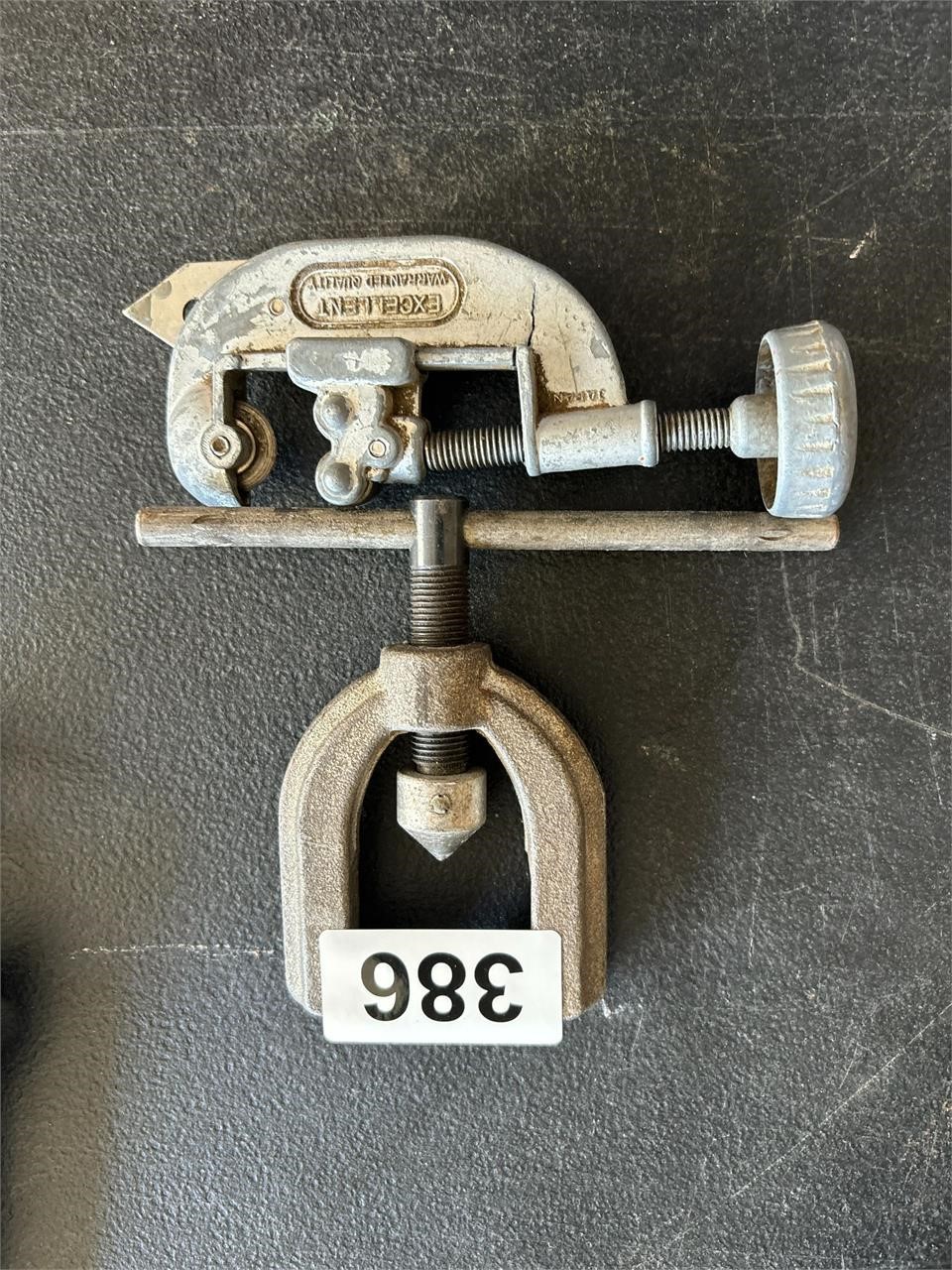 Pipe Cutter and Flaring Tool