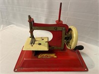 Toy Sewing Machine “Gateway”