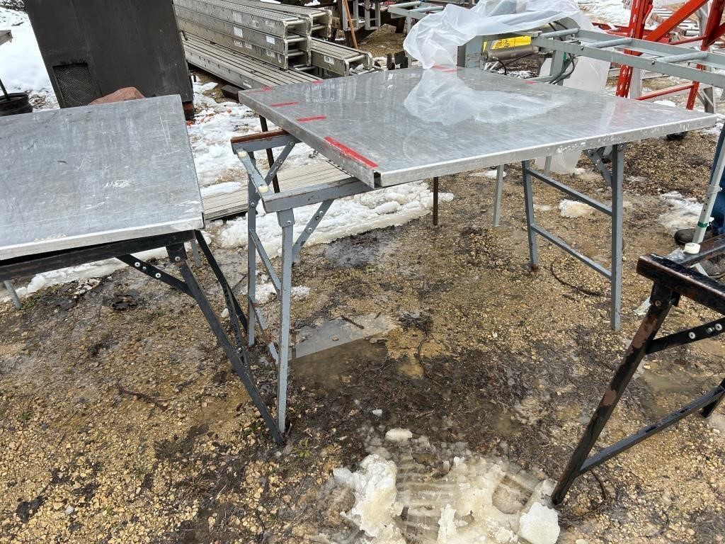 Table Saw Stand and Table