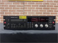 Tascam DA-30 Professional Digital DAT Recorder