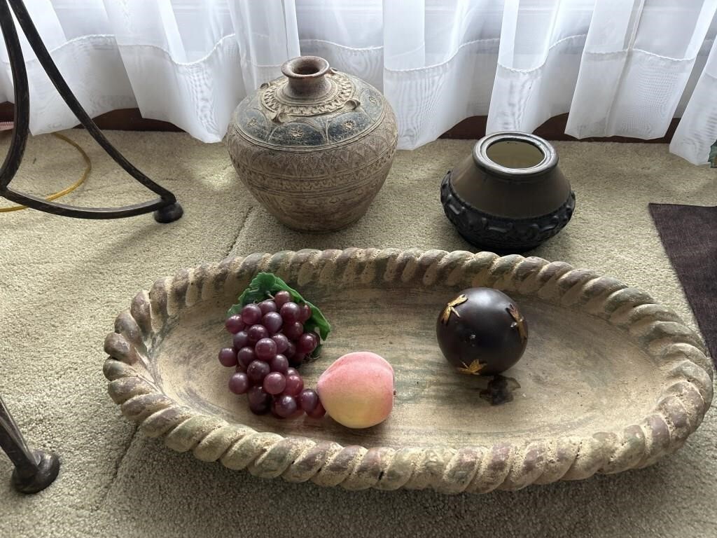 Pottery and fake fruit and pottery ball