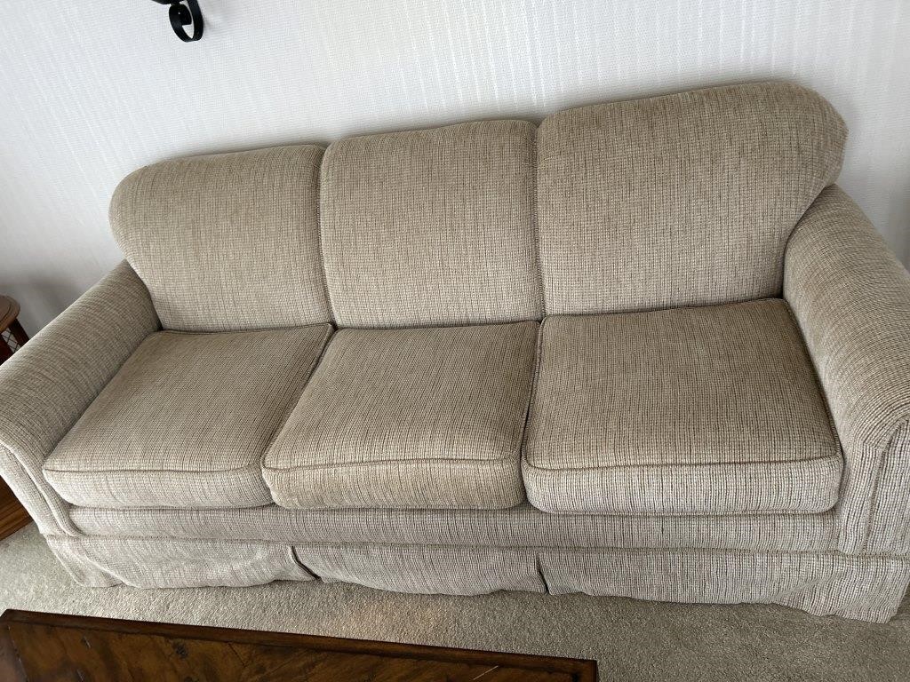 Couch 6.5 ft long and 32in wide
