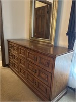 Dresser with mirror 5.5 Ft long mirror comes off