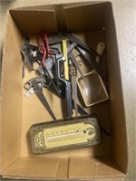 Thermometer, keyhole saws,