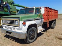 1975 Chevy C-60 Grain Truck