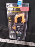 KLEIN TOOLS 600A AC Auto Ranging Dig Clamp Meter