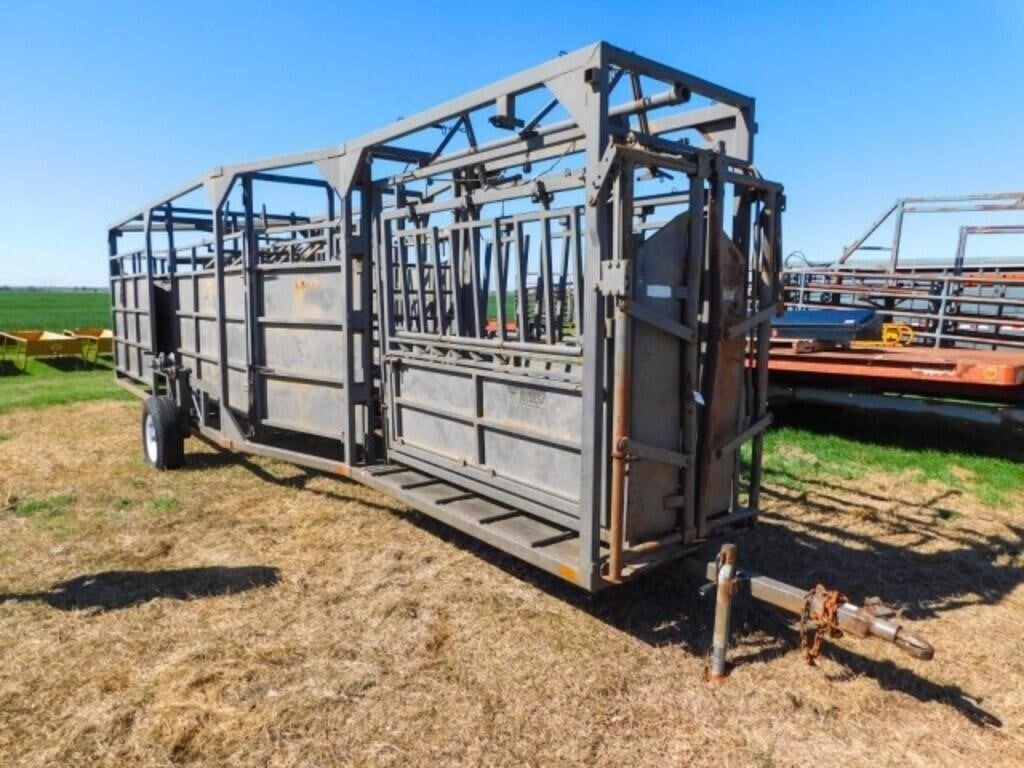 Titan Portable cattle system