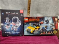 NEW Lego Set & Mini Block Set