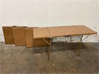 4 Metal Folding Tables