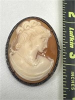 Vintage Cameo Brooch/Pendant