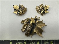 Vintage Tortolani Brooch & Matching Clip-On