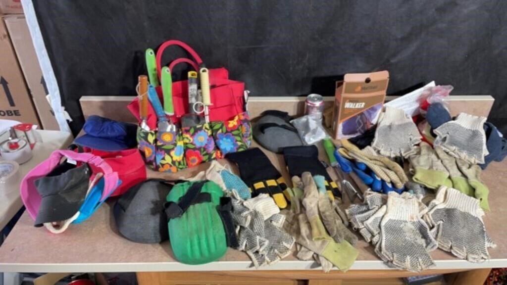 Garden bag w tools , gloves knee pads