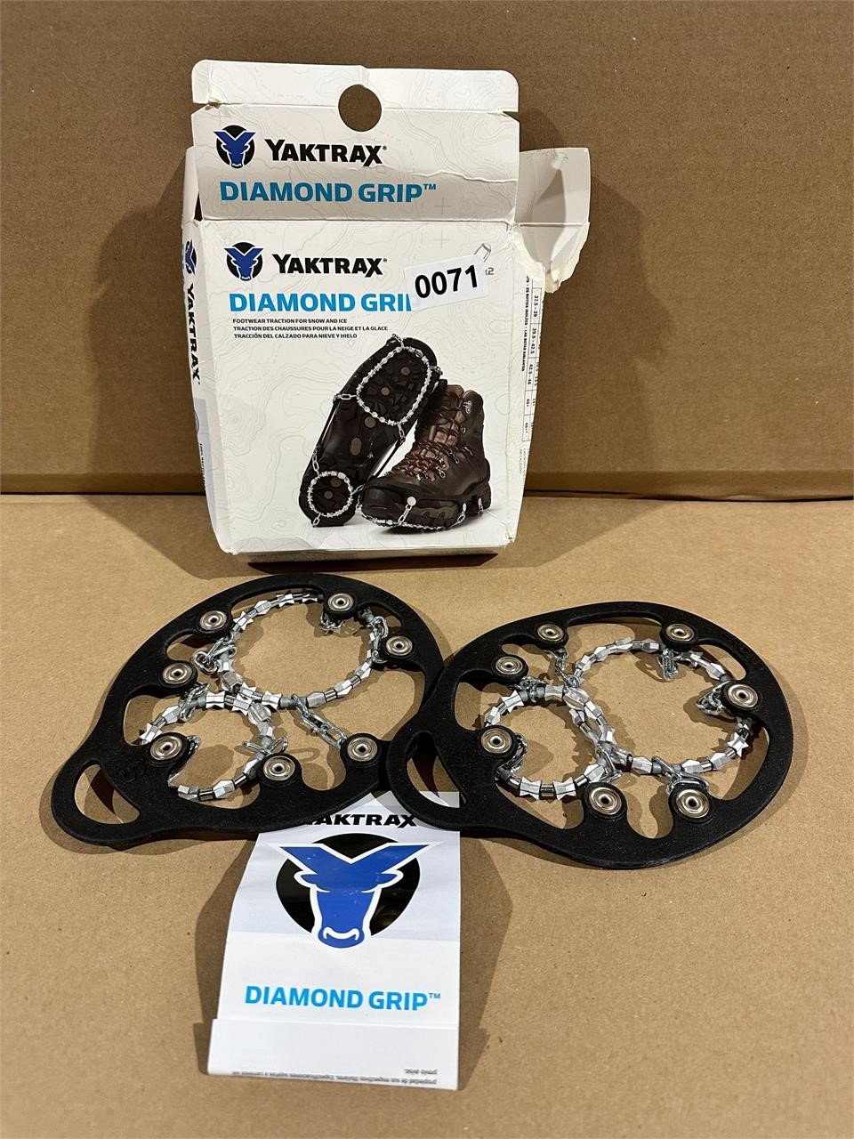 New YakTax Diamond Grip Sz Small shoe grips