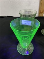 VTG Green Uramium Glass, Cameo Tumblers (7)
