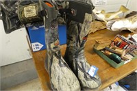 LACROSSE men's camoflage Swamper rubber boots size