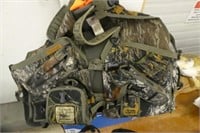 Men's NWTF camoflage hunting vest size 2XL, lightw