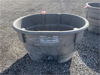 70 Gallon Water Tub