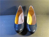 Dressbarn Ladies Wedge Heel Black Heels Size 7.5