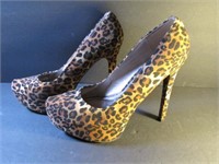 Charlotte Russe Leopard Print High Heels Size 8