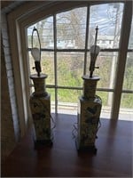 Pair of yellow Asian design lamps