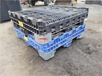 (2) Collapsible Crates