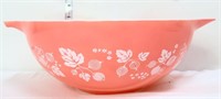 Vintage Pyrex pink gooseberry 444 mixing bowl