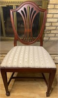 Vtg Traditional Shield Back Mahogany Dining Chair