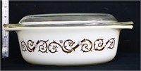 Vintage Pyrex empire scroll 043 oval dish w/ lid