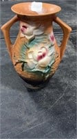 Roseville Magnolia Vase 90-7