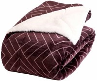 Luxurious Faux Fur Blanket 60 x 70, Purple