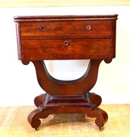 1800s mahogany sew. table, drawers locked see pics
